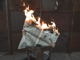 3 σημάδια ότι κάνεις gaslighting στον ίδιο σου τον εαυτό