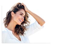 Άνοιξη – Καλοκαίρι 2026: Τα μαλλιά γίνονται πιο φυσικά, πιο ελεύθερα, πιο εσύ