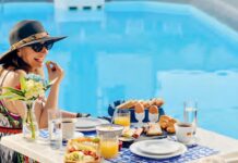 Alter Ego: Perfect poolside summer spot!